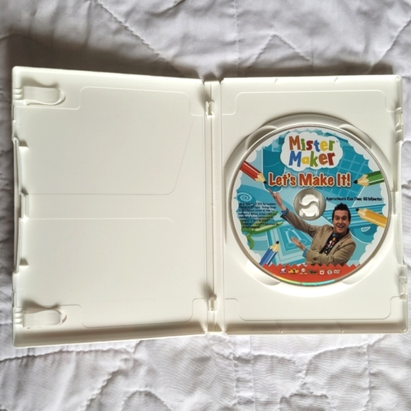 3/$15 🌸 Mister Maker: Let's Make It! - Picture 3 of 4